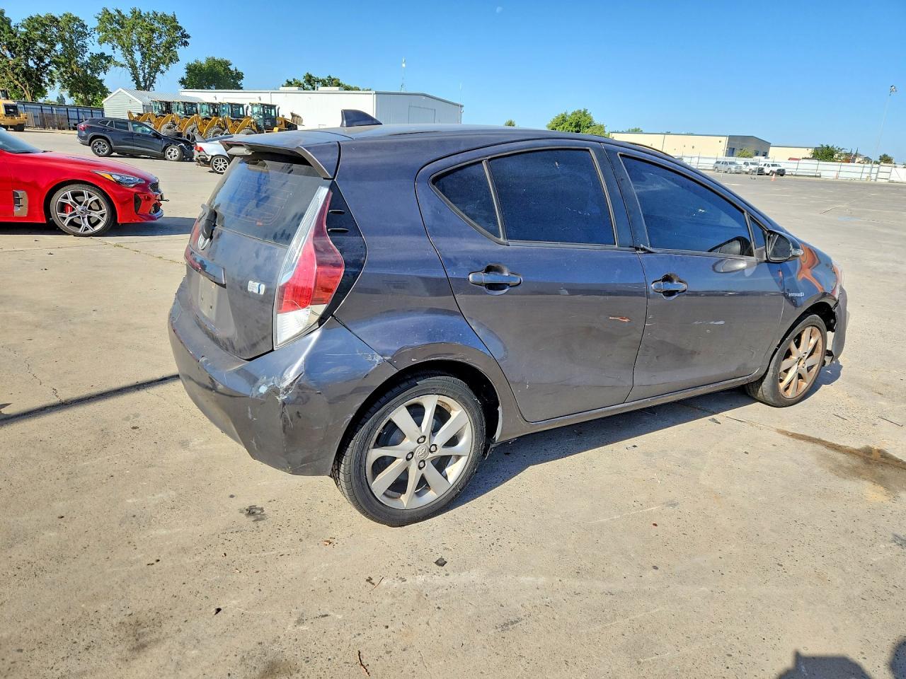 2016 Toyota Prius, Four
