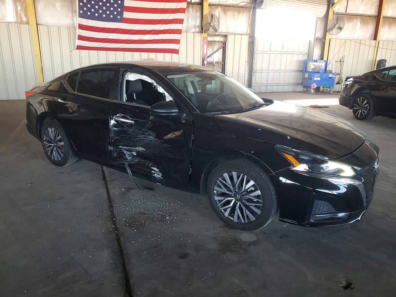 2025 Nissan Altima, SV
