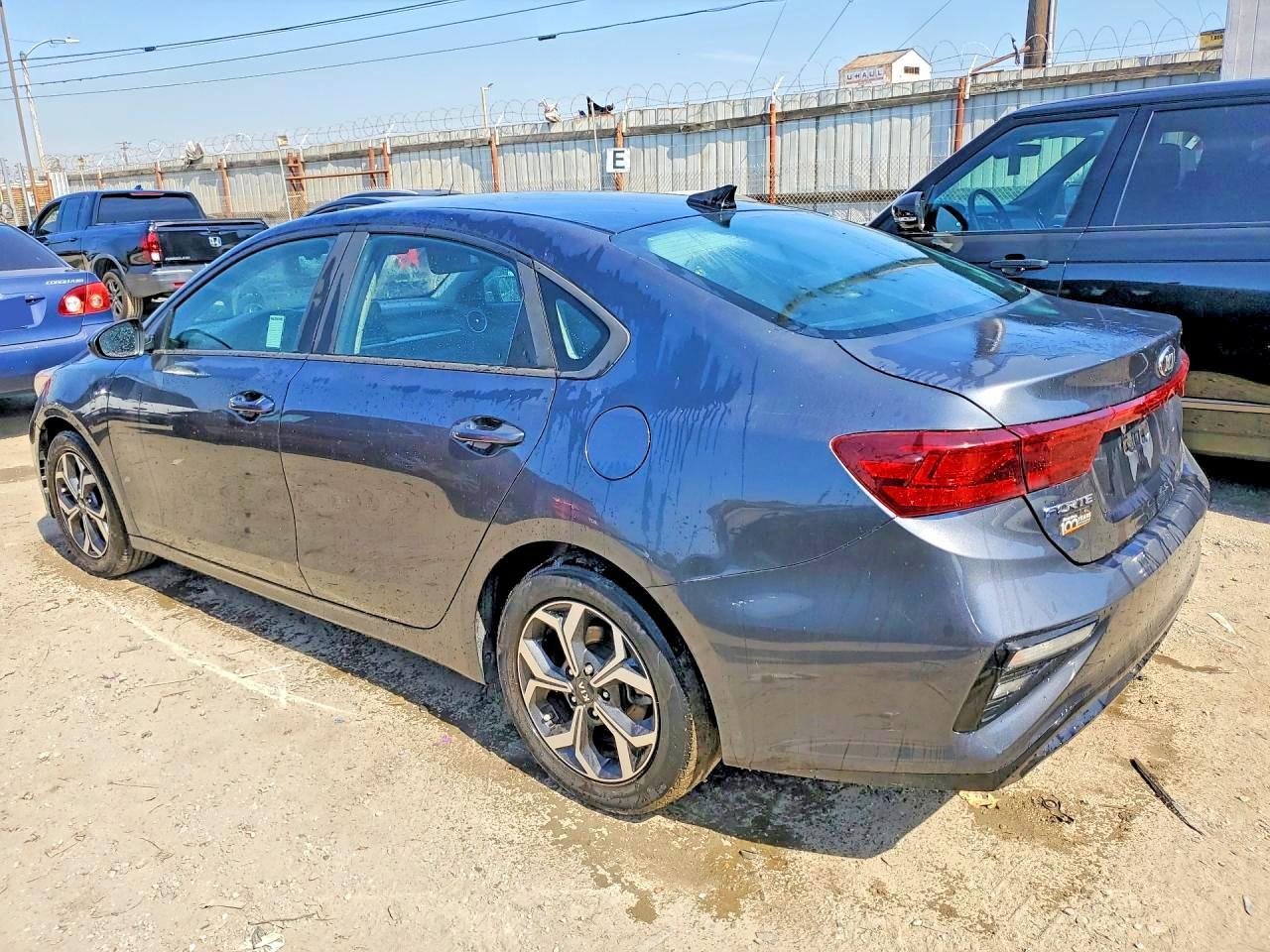 2019 KIA Forte, Lxs