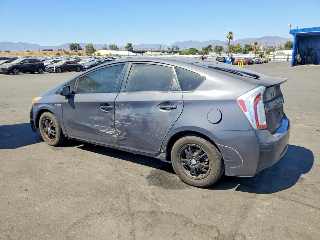 2015 Toyota Prius, Four