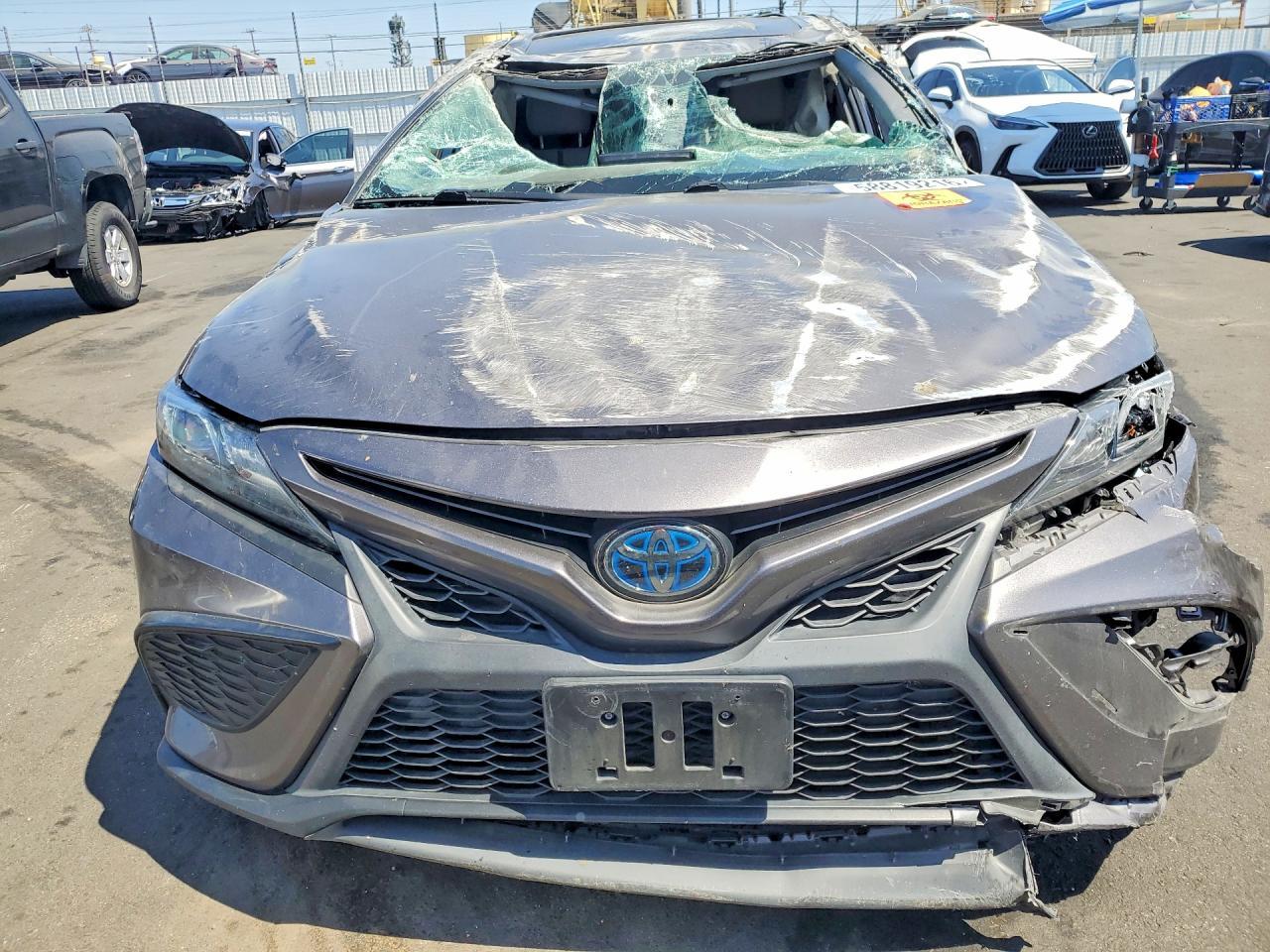 2022 Toyota Camry, SE