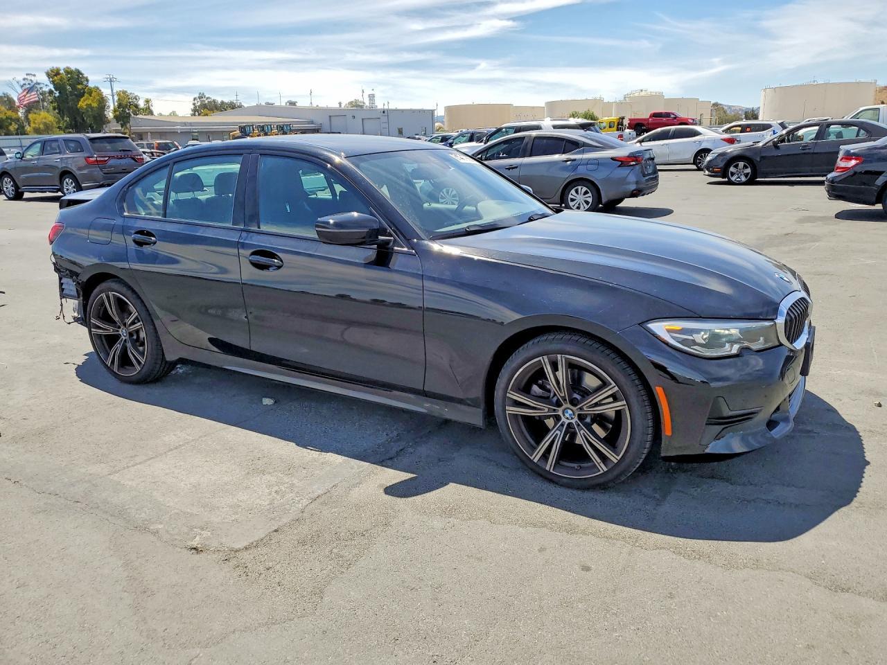 2022 BMW 3 Series, 330I