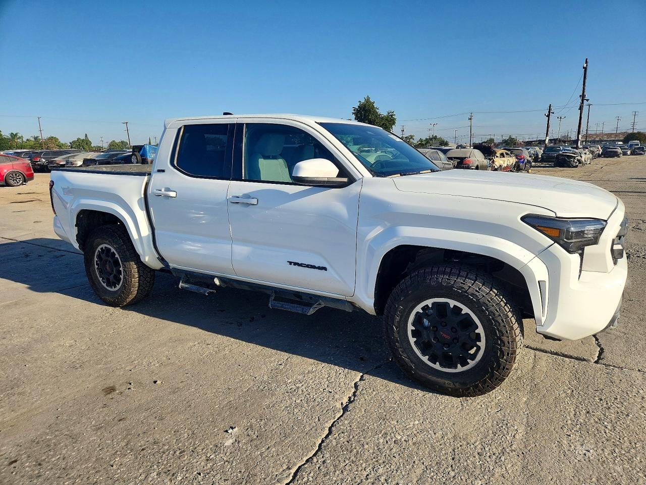 2025 Toyota Tacoma, SR5