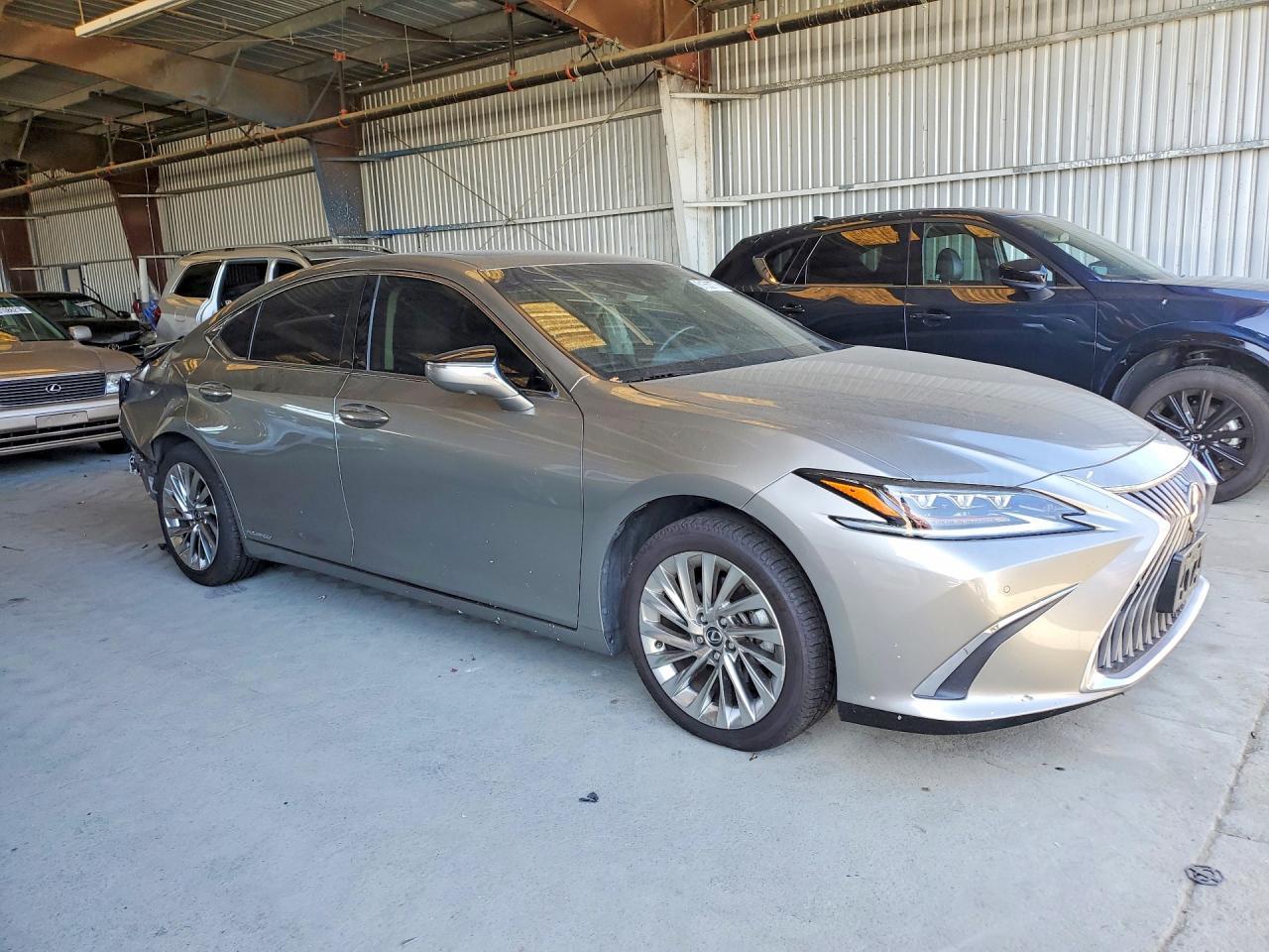 2020 Lexus ES, 300H Luxury