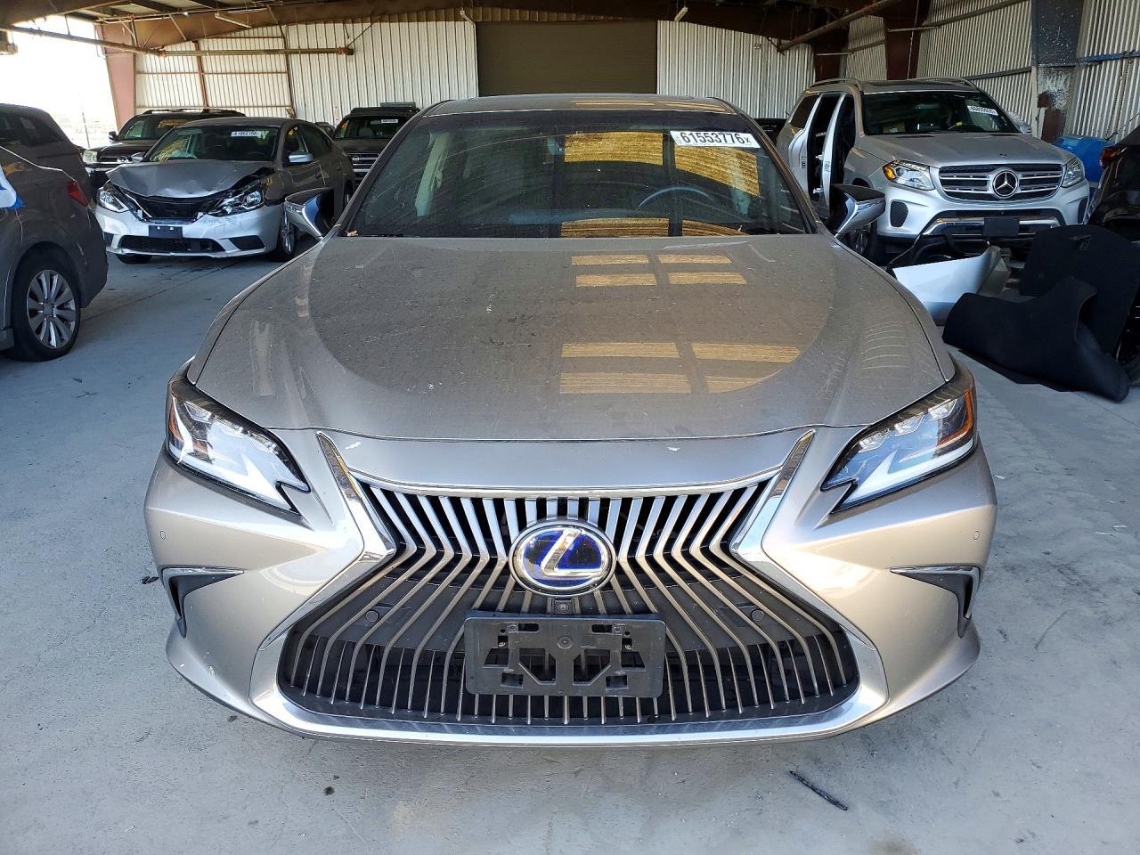 2020 Lexus ES, 300H Luxury