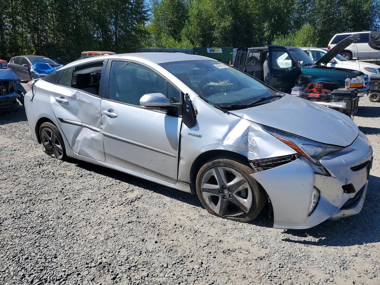 2016 Toyota Prius, Three Touring