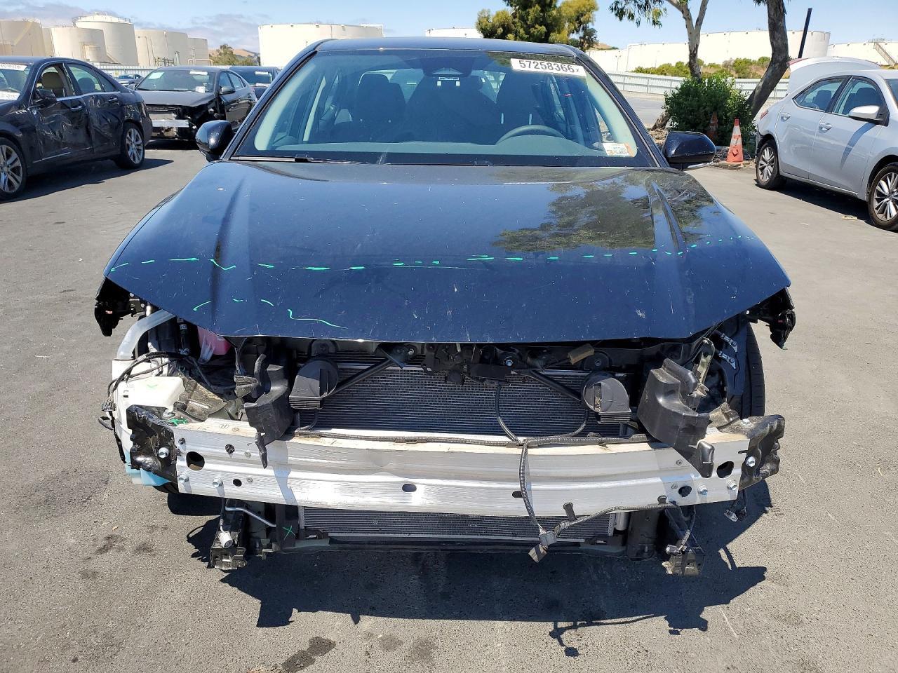 2025 Toyota Camry, LE