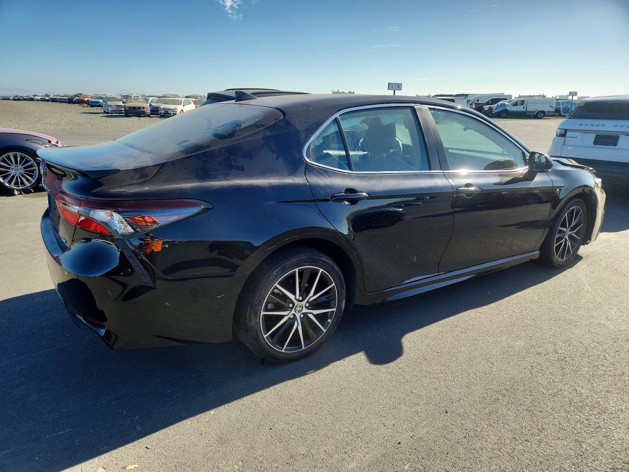 2023 Toyota Camry, SE