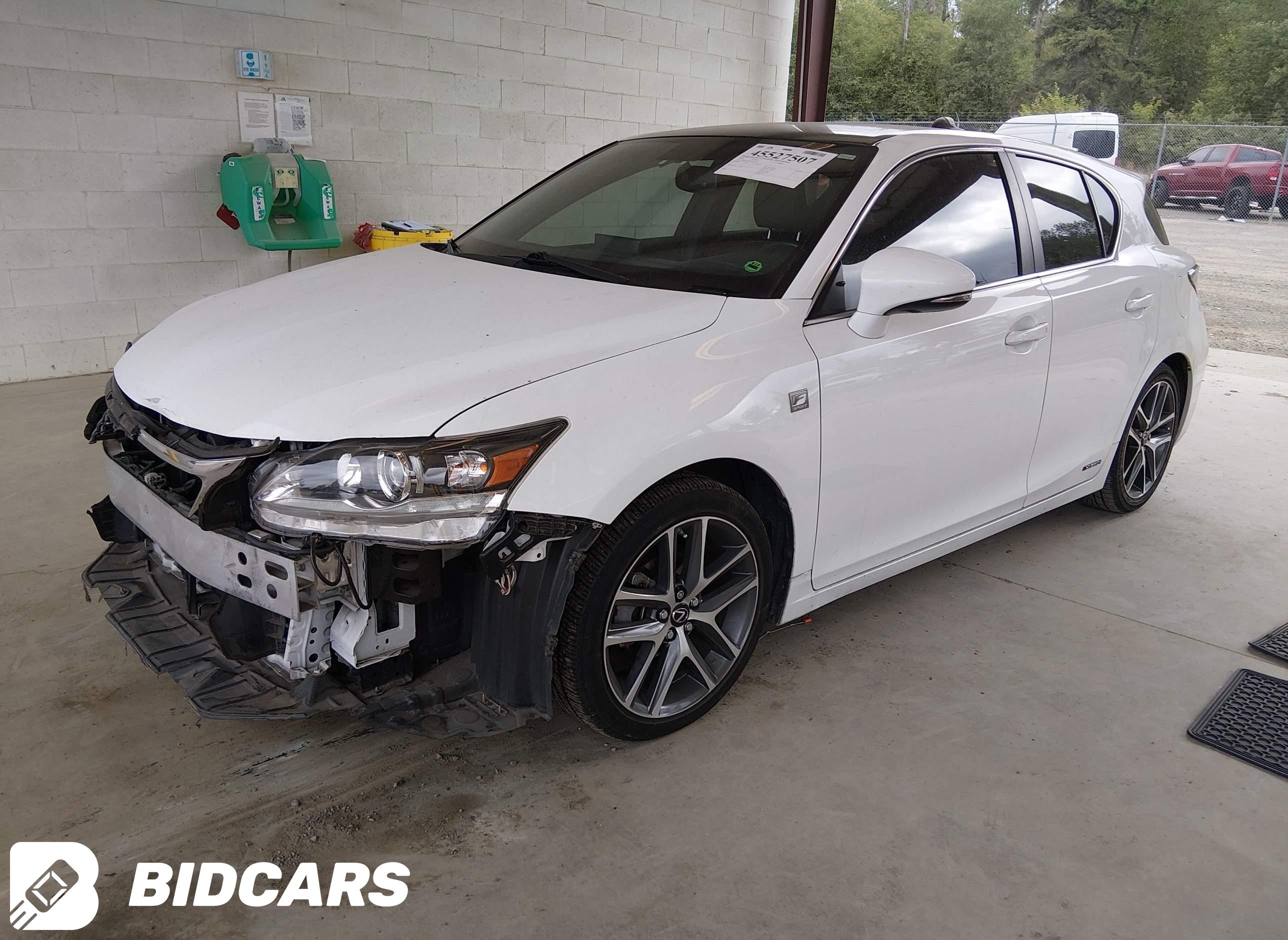 2016 Lexus CT, 200H