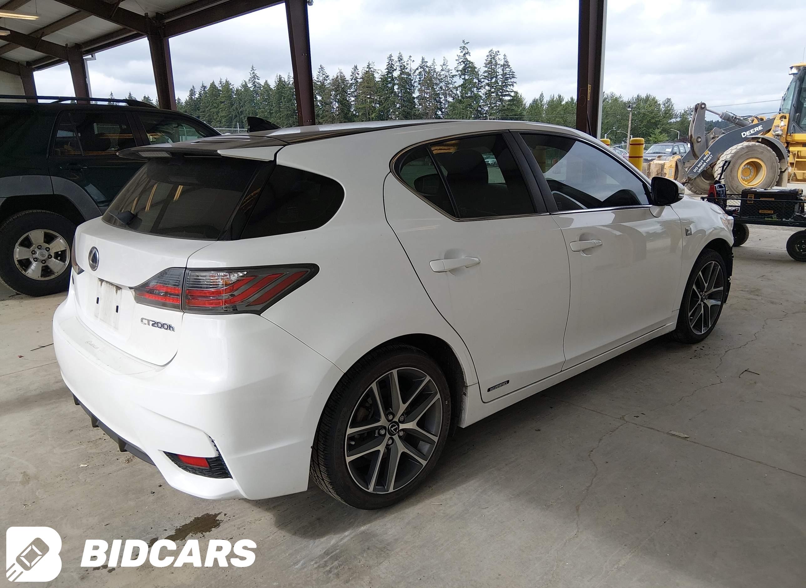 2016 Lexus CT, 200H