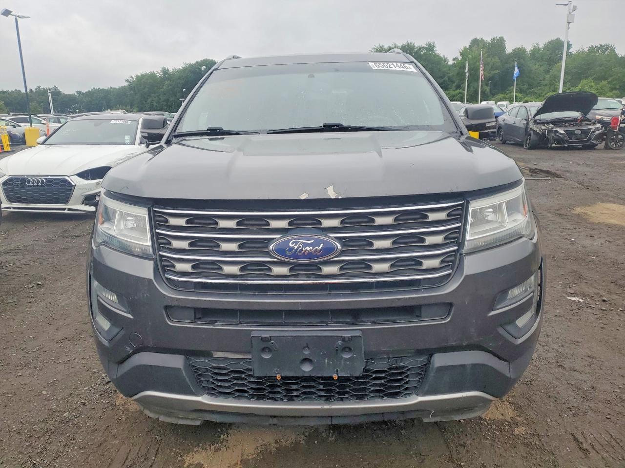 2017 Ford Explorer, Xlt