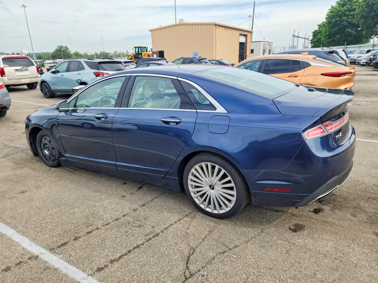 2017 Lincoln MKZ, Reserve