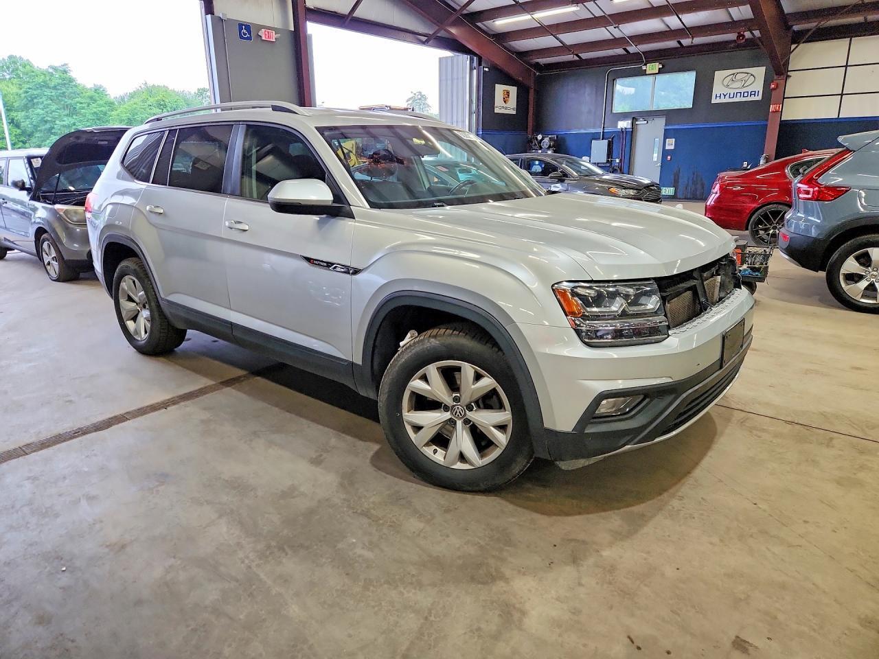 2018 Volkswagen Atlas, SE