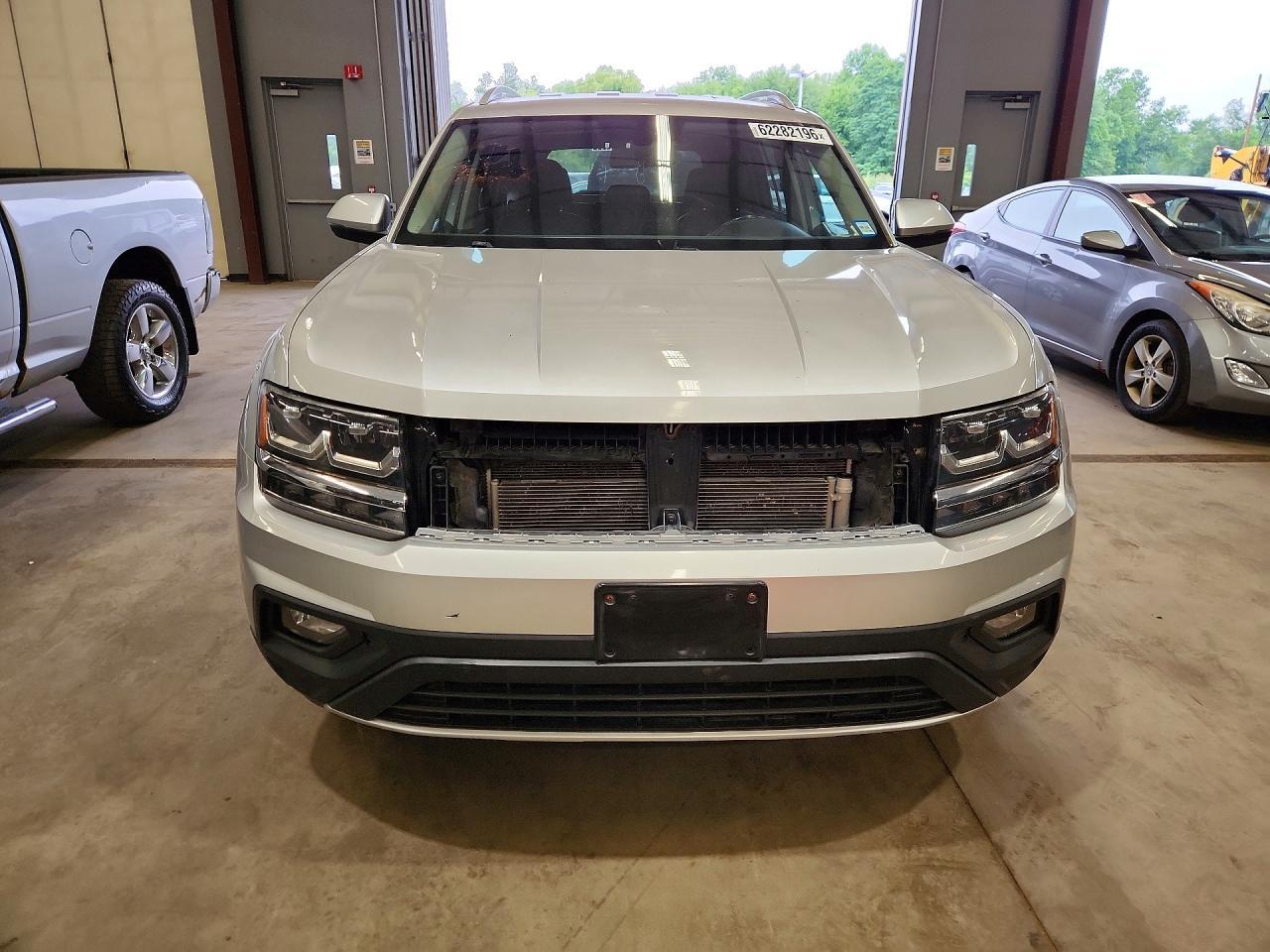 2018 Volkswagen Atlas, SE