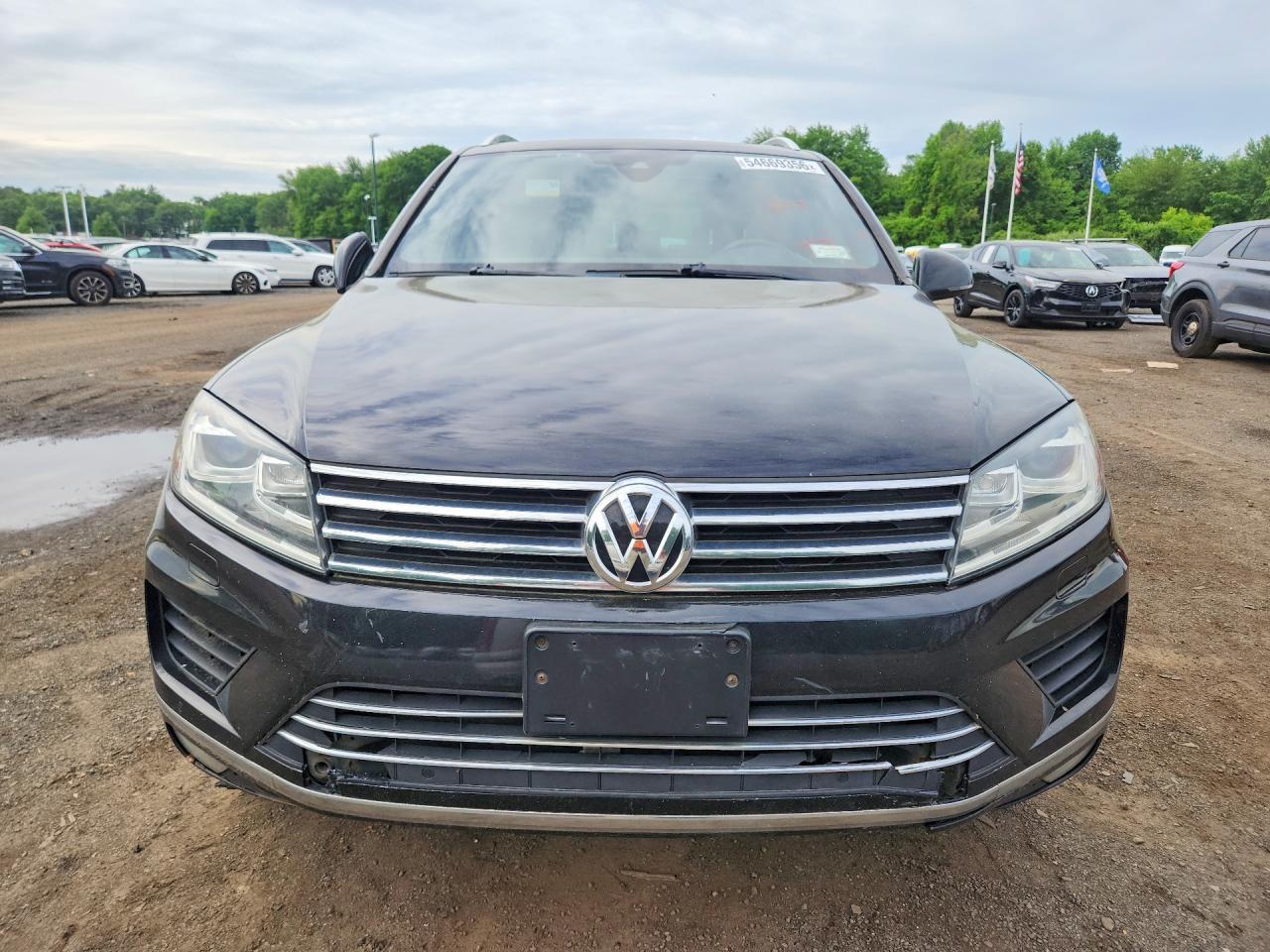 2017 Volkswagen Touareg, Wolf...