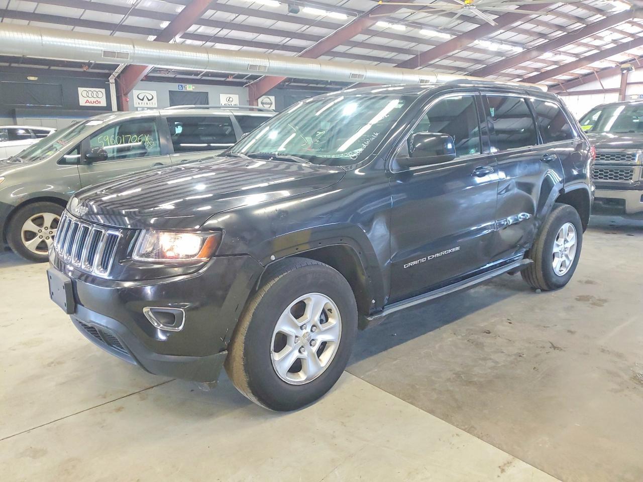 2016 Jeep Grand Cherokee, Laredo