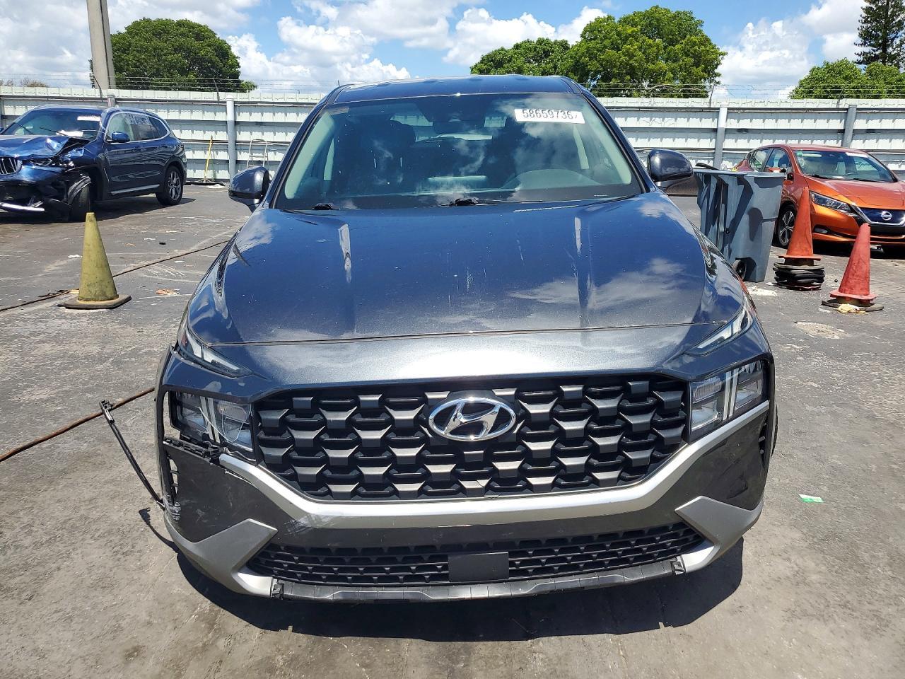 2022 Hyundai Santa Fe, SE