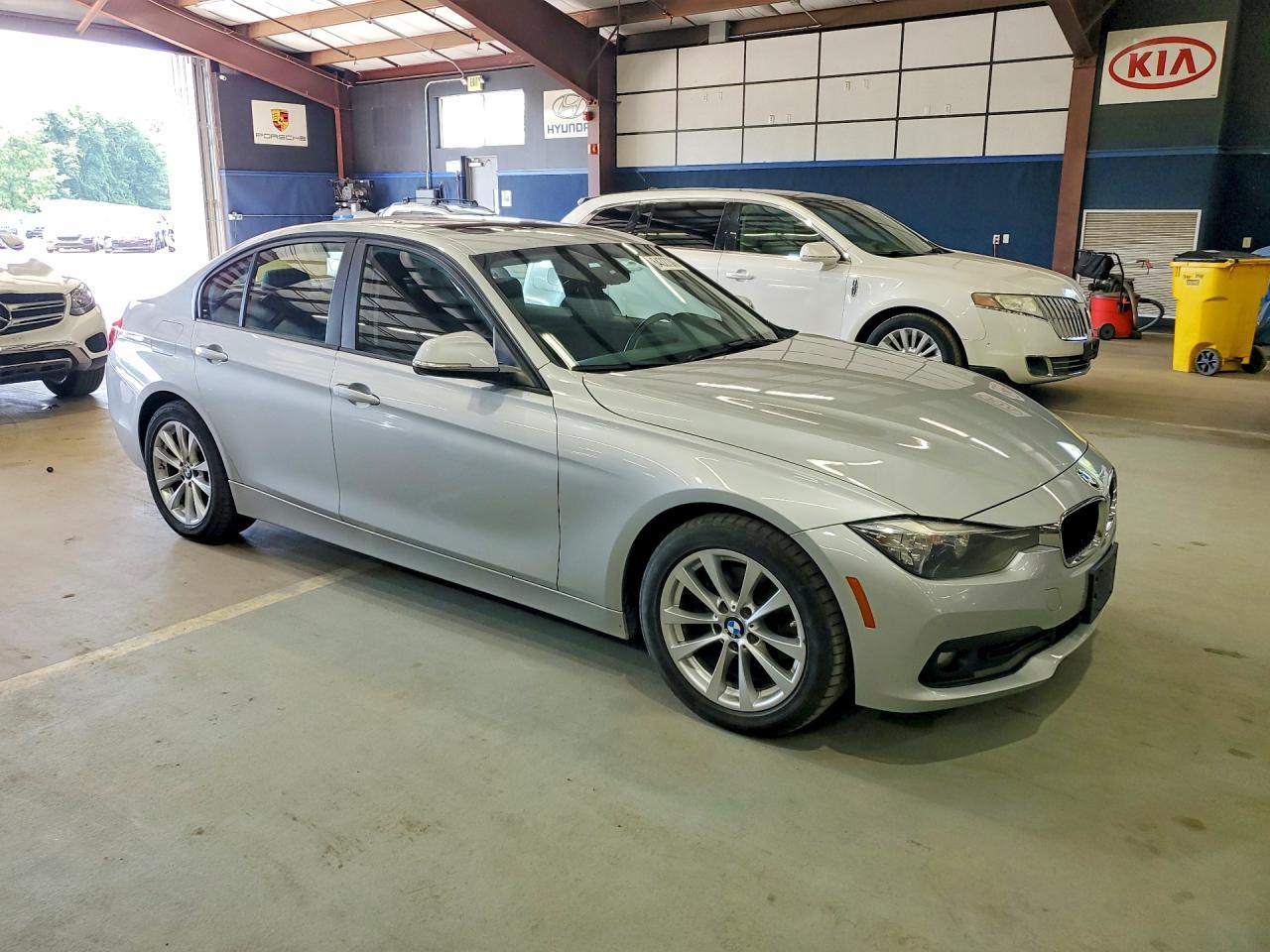 2016 BMW 3 Series, 320 XI