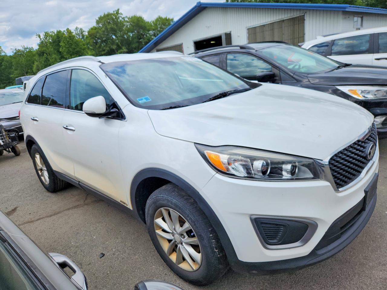 2016 KIA Sorento, LX