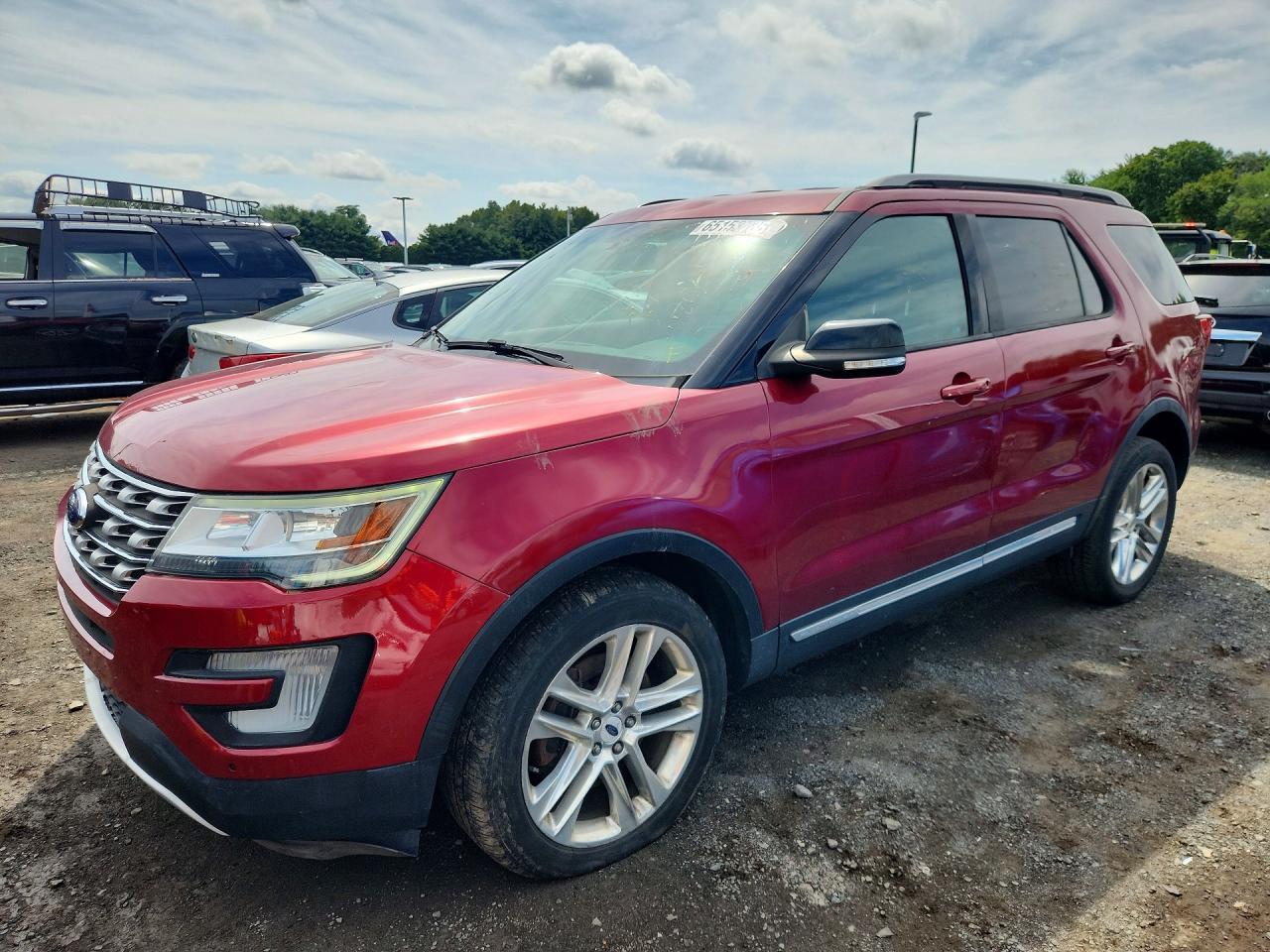 2017 Ford Explorer, Xlt