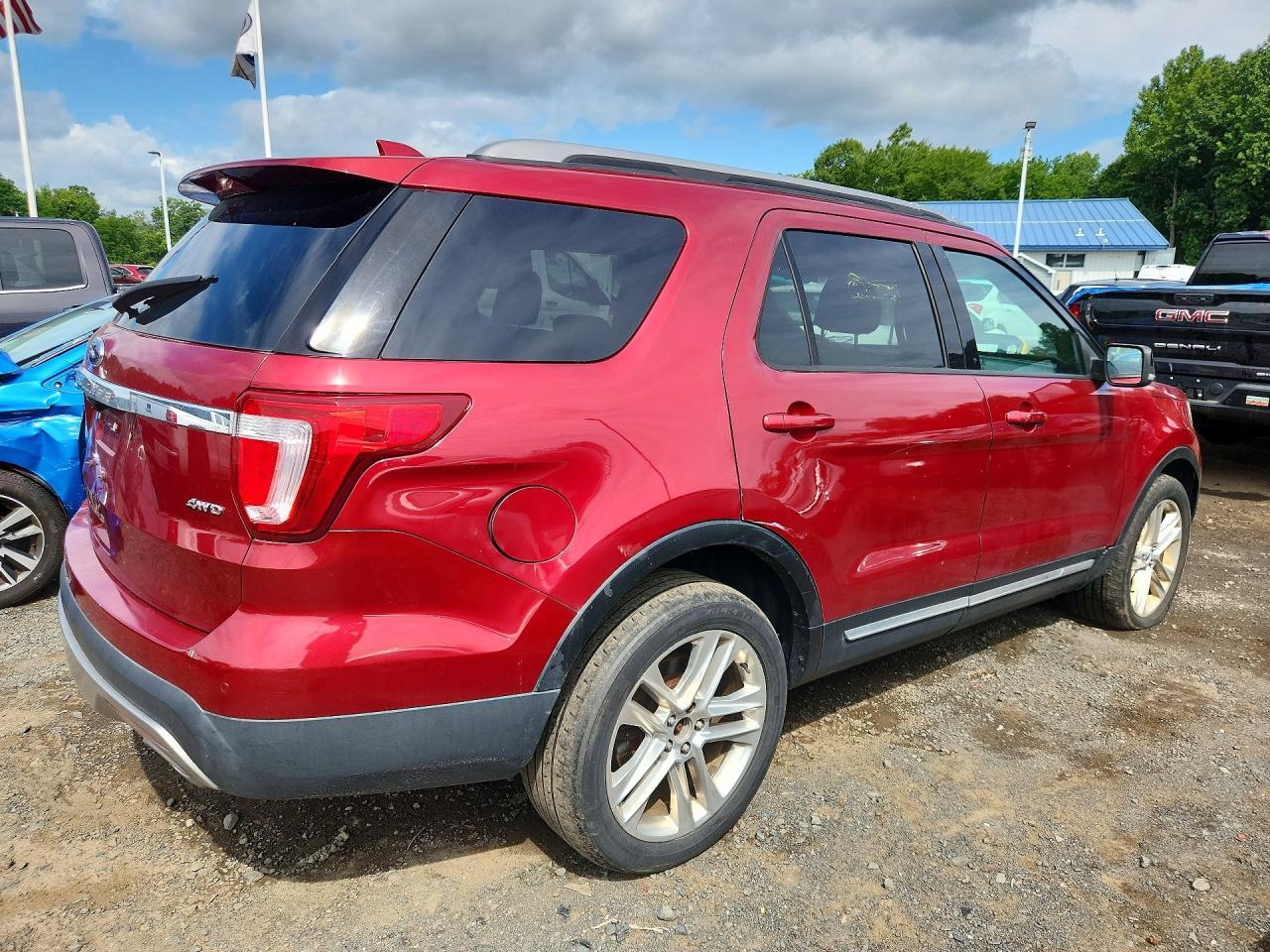 2017 Ford Explorer, Xlt