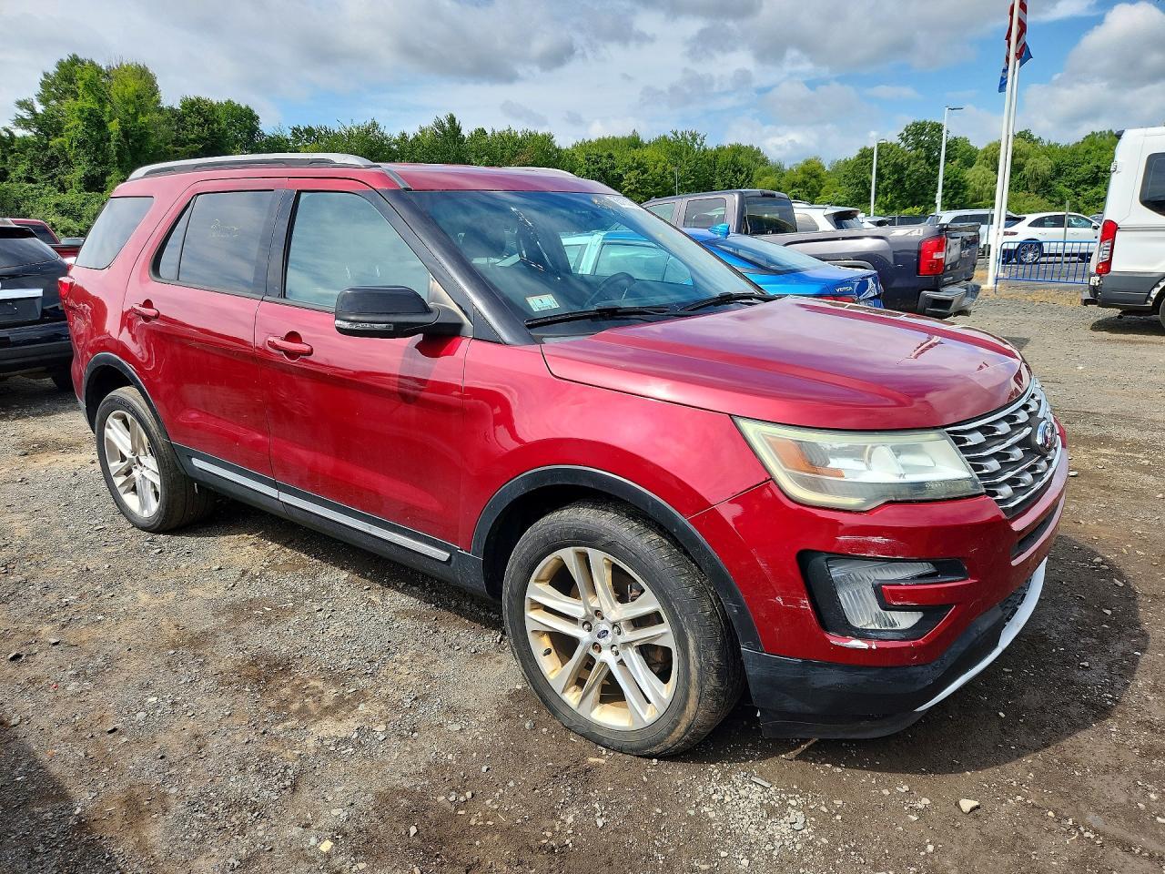 2017 Ford Explorer, Xlt