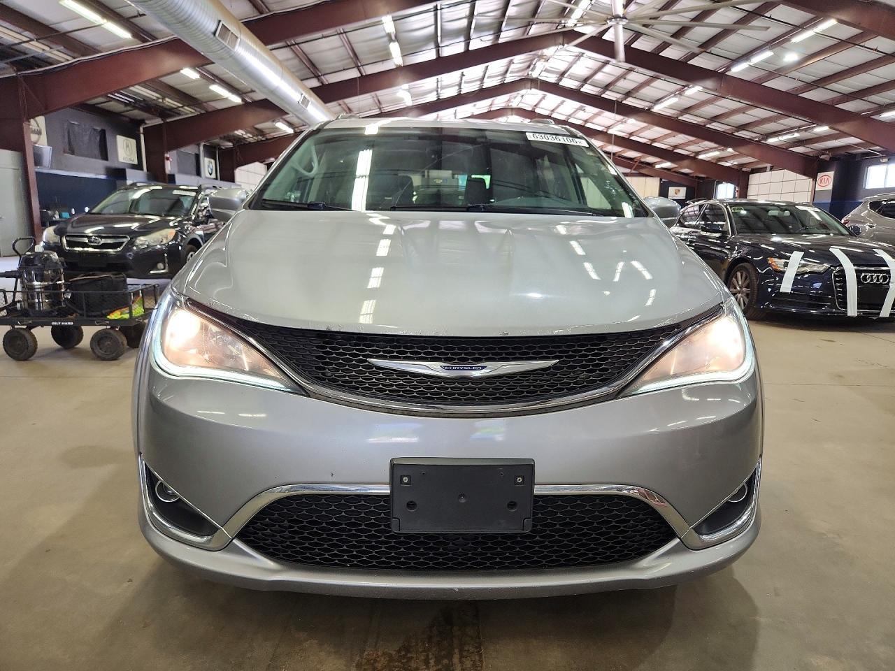 2019 Chrysler Pacifica, Touri...