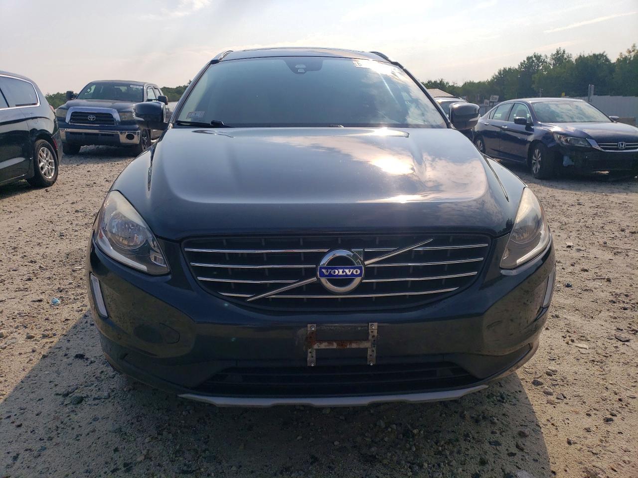 2016 Volvo XC60, T5 Premier