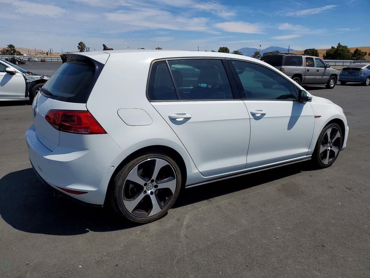 2017 Volkswagen Golf GTI, S/Se