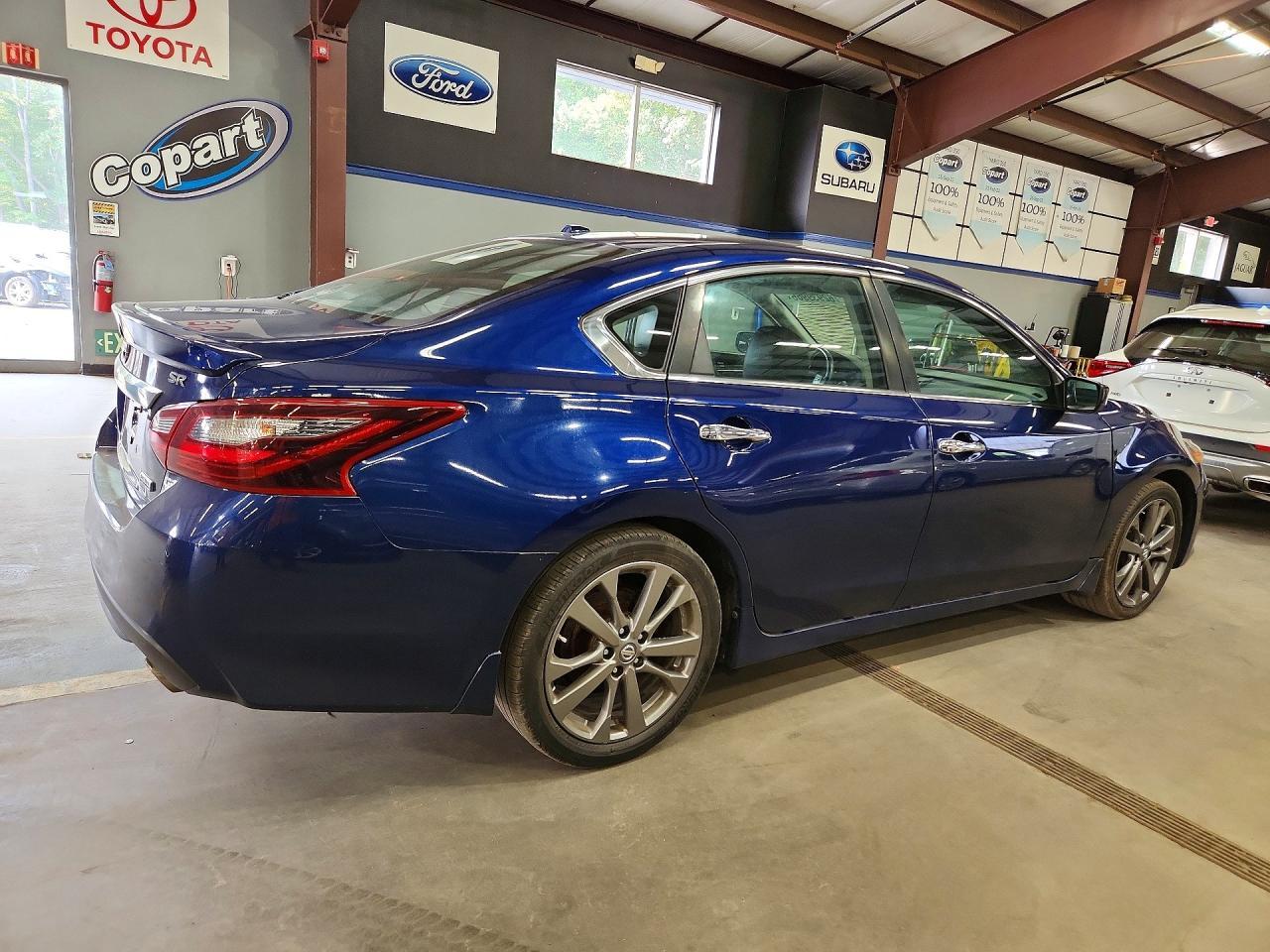 2018 Nissan Altima, 2.5 SR