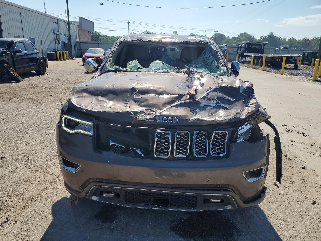 2021 Jeep Grand Cherokee, Ove...