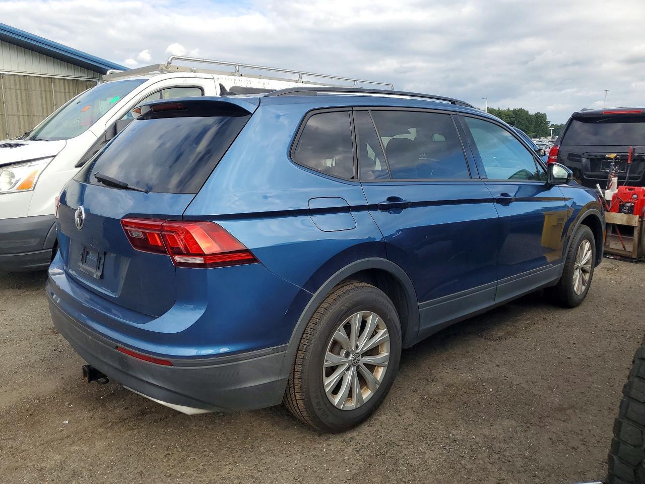2020 Volkswagen Tiguan, S