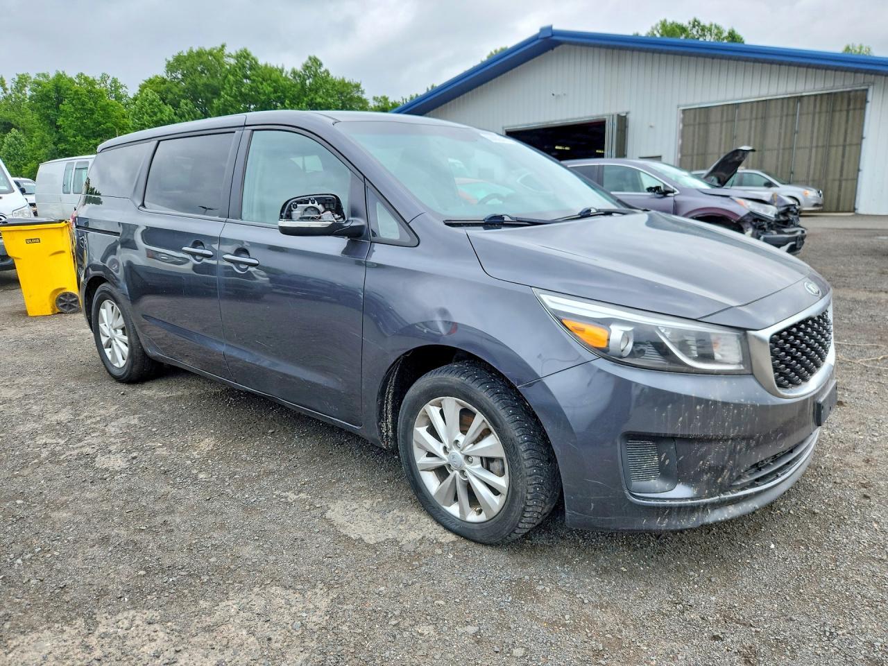 2018 KIA Sedona, LX