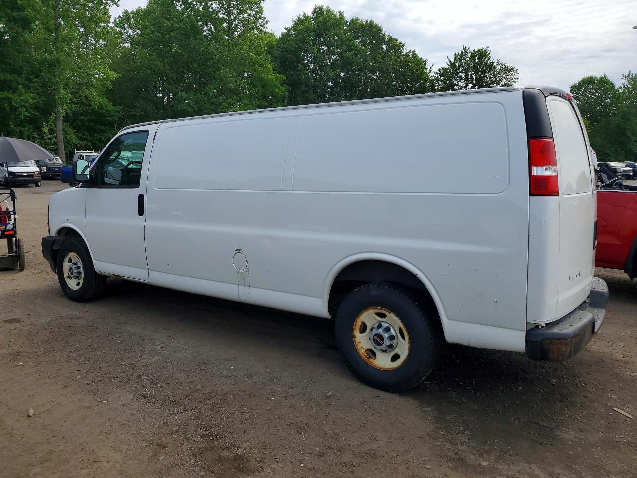2017 GMC Savana, G2500