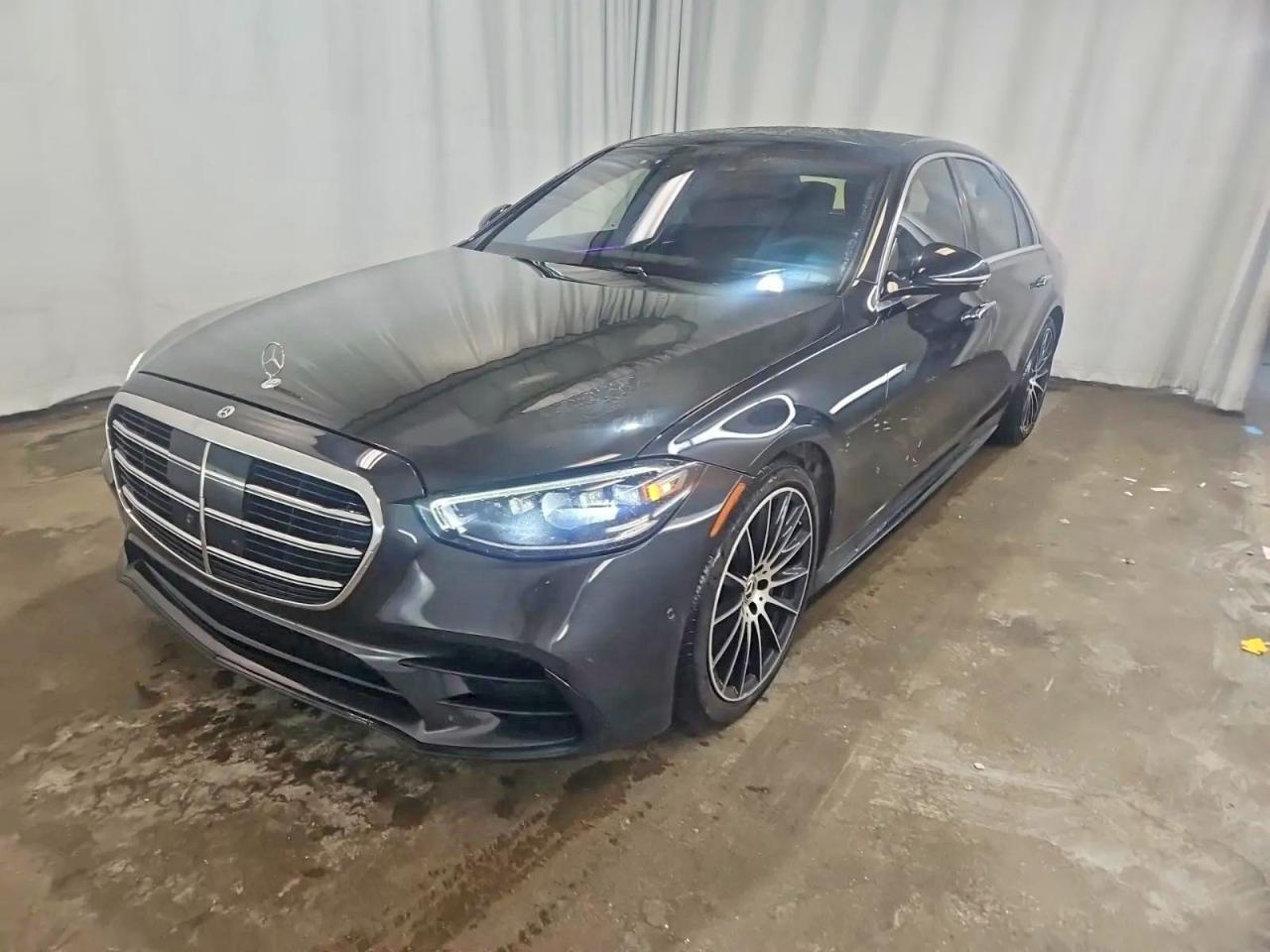 2022 Mercedes-Benz S-Class, 5...