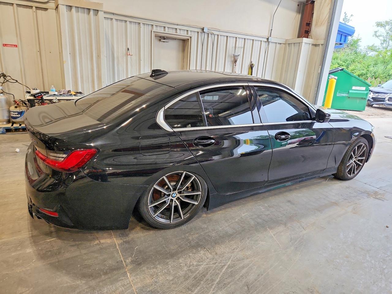 2020 BMW 3 Series, 330XI