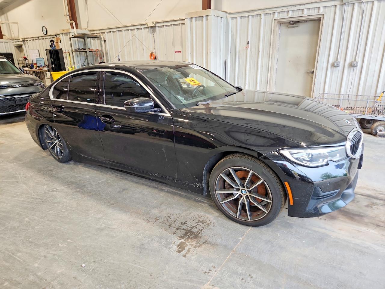 2020 BMW 3 Series, 330XI