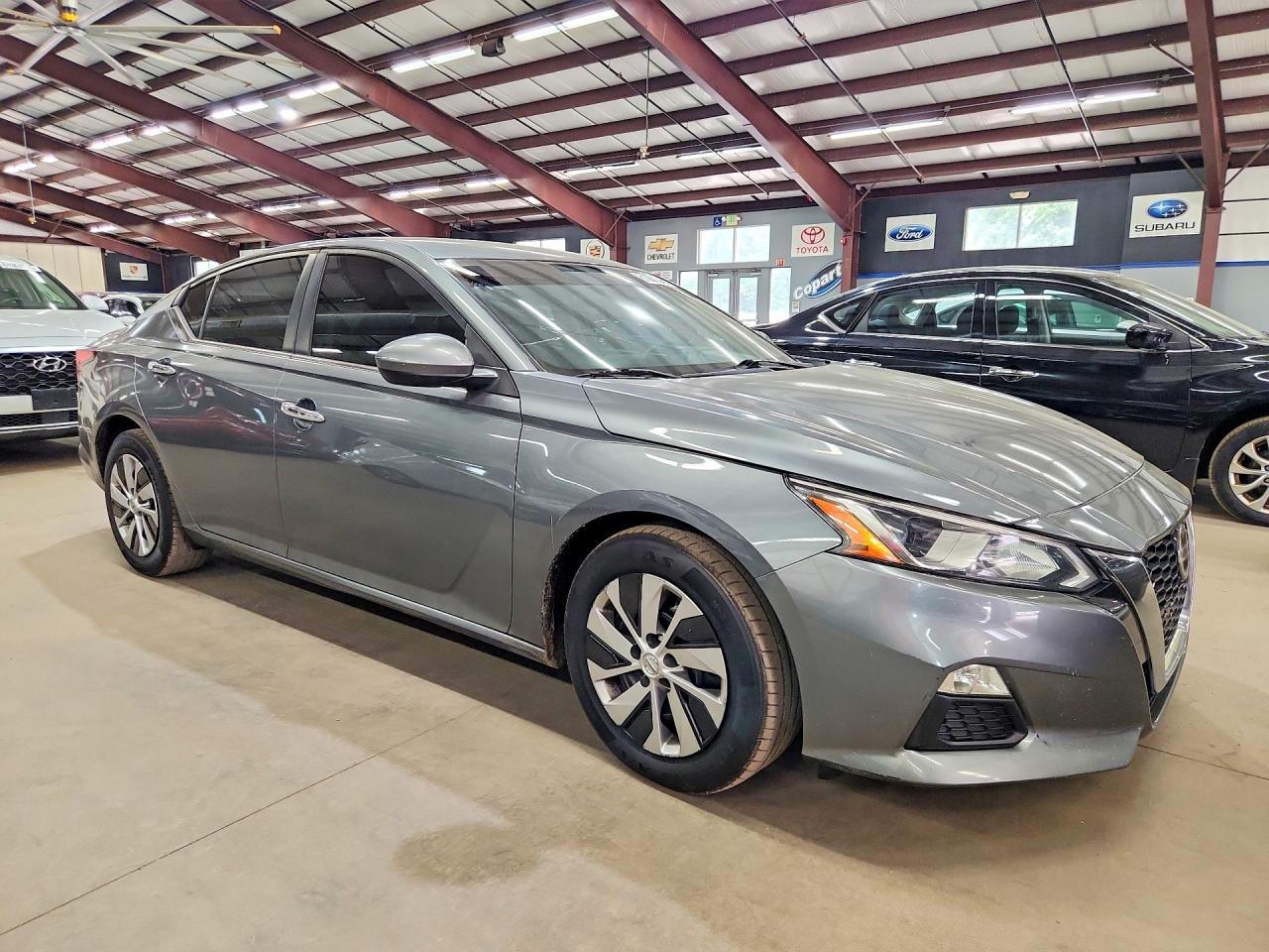 2020 Nissan Altima, S