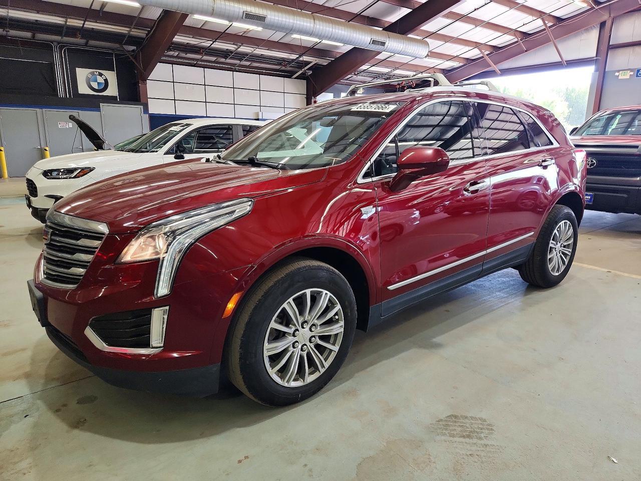 2017 Cadillac XT5, Luxury