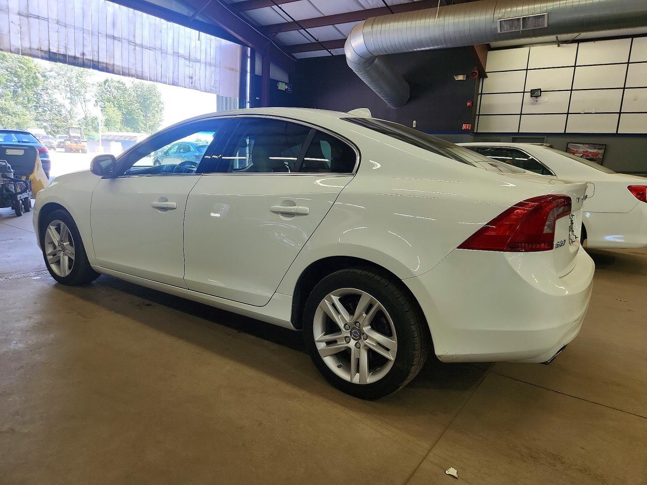 2015 Volvo S60, Premier