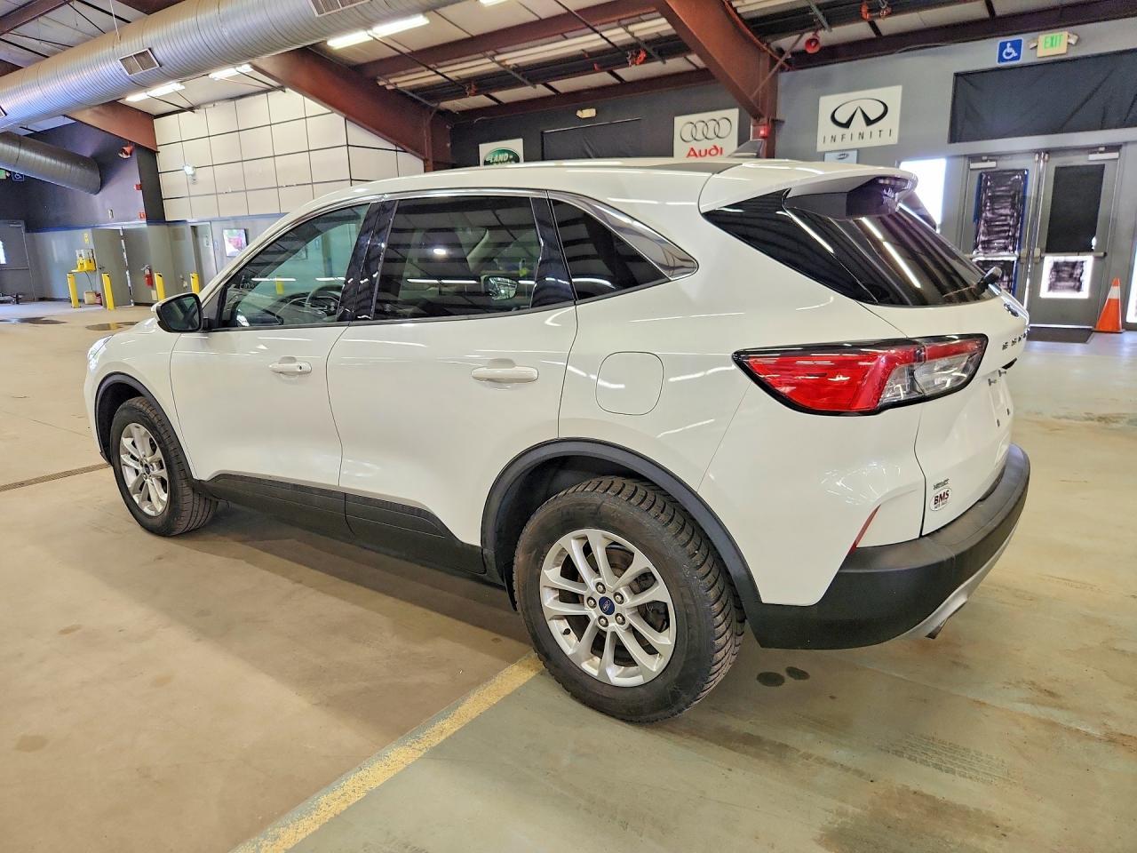 2020 Ford Escape, SE