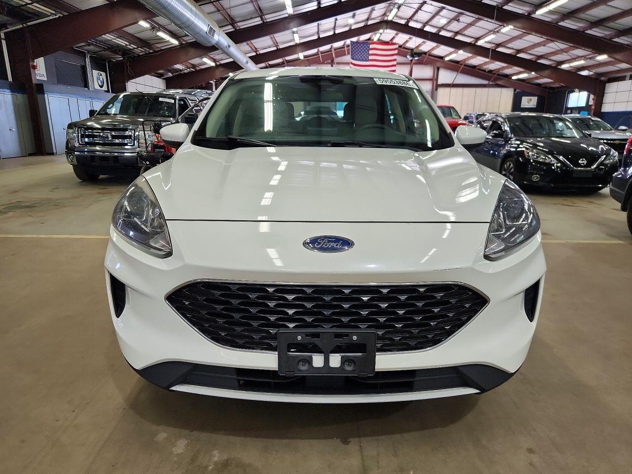 2020 Ford Escape, SE