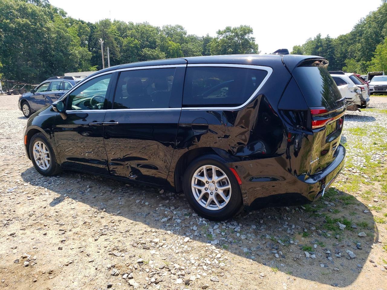 2026 Chrysler Pacifica, Select