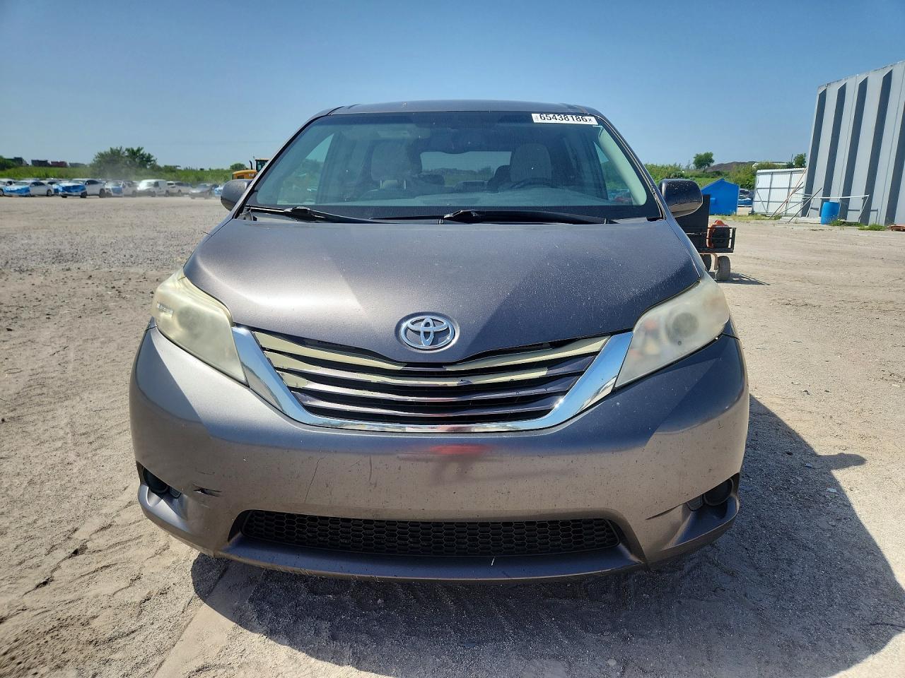 2017 Toyota Sienna, LE