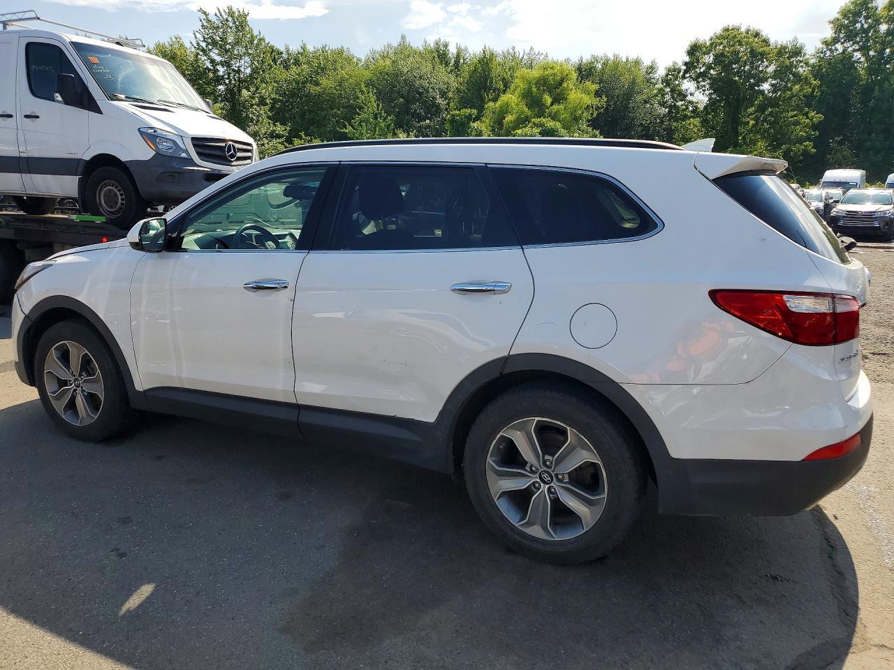 2016 Hyundai Santa Fe, SE