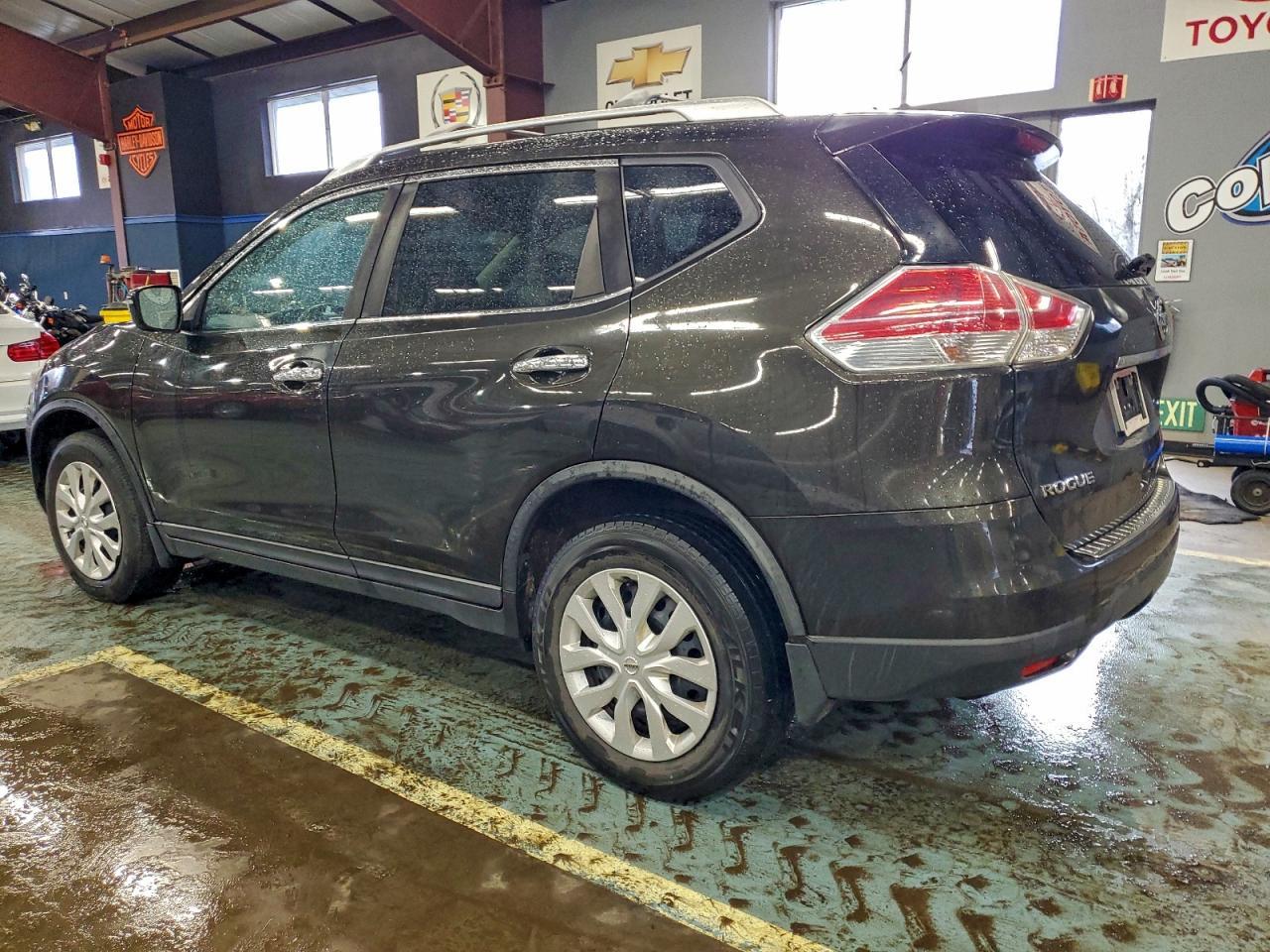 2016 Nissan Rogue, S
