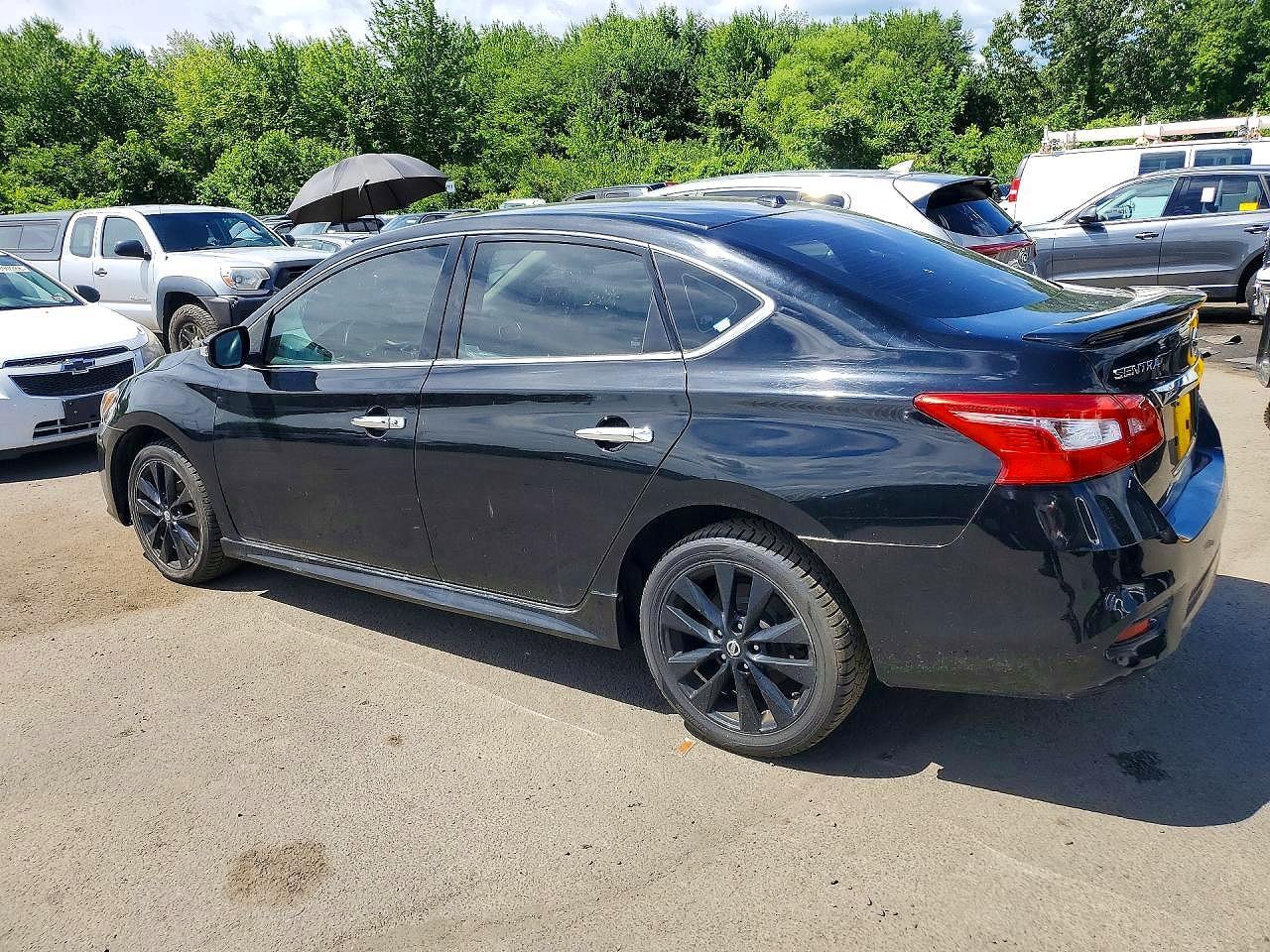 2017 Nissan Sentra, SR