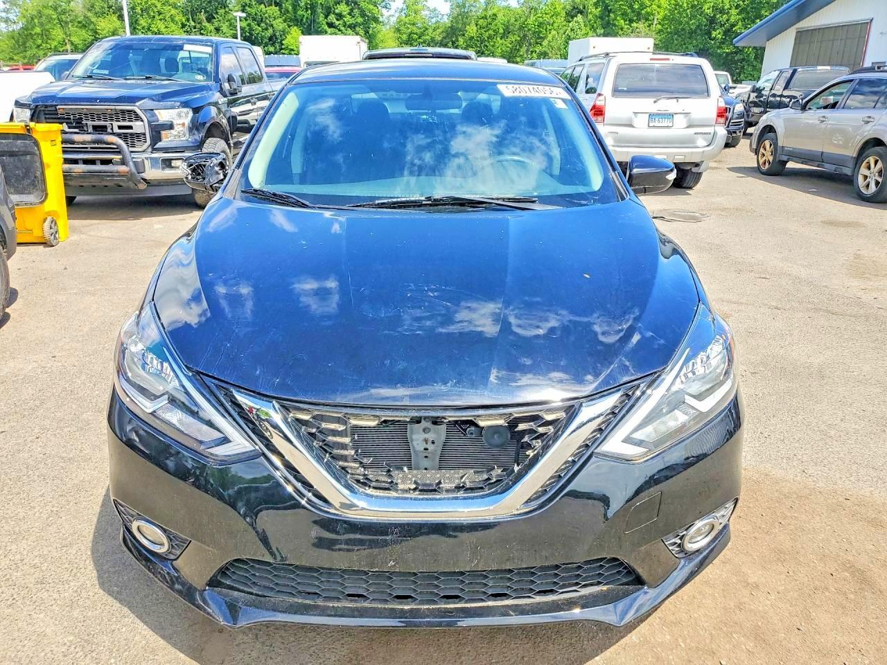 2017 Nissan Sentra, SR