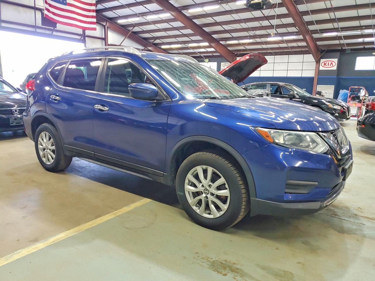 2017 Nissan Rogue, SV