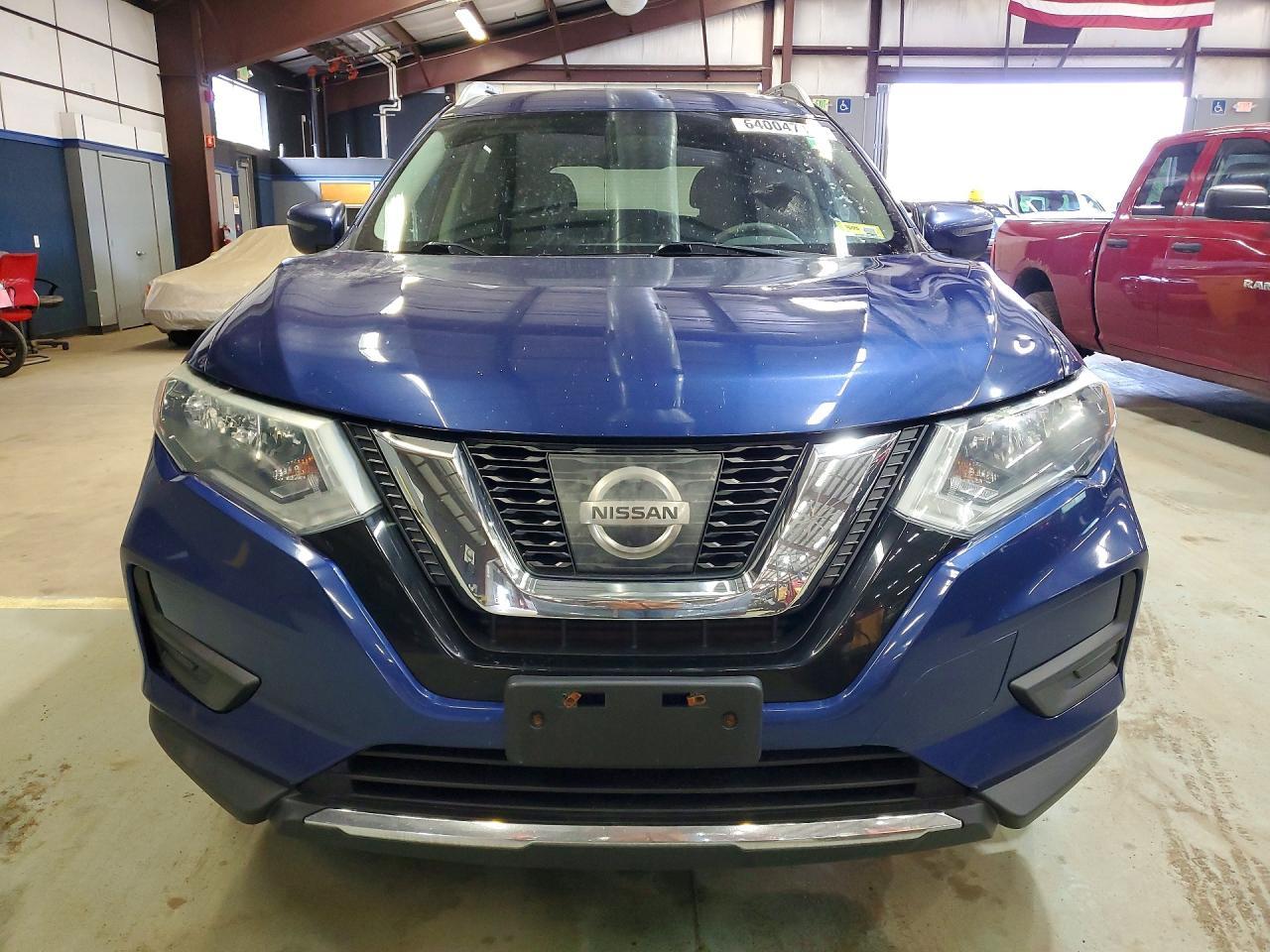 2017 Nissan Rogue, SV